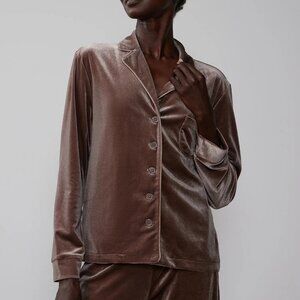 New York & Co. sz M Long Sleeve Button Down Velour Taupe Button Down Shirt Top